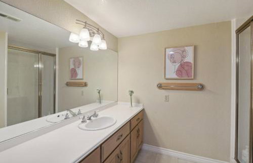 Entire Private Home with 5 Bedrooms 4 Bathrooms, 3-Acres Estate, 3000 sqft, near Winery in Fallbrook, Available Now - Foto 34