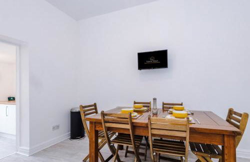 4BDR House By Eason Stays Short Lets Chorley - Foto 14