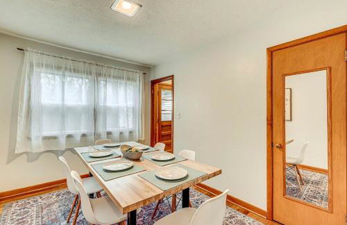 Butterfield Family Friendly Bungalow Northside Indy with Arcade - Foto 12