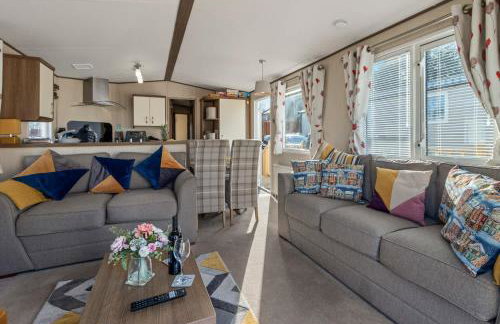 Retreat at the Lake - Fishing Lakes, Heated Outdoor Swimming Pool 500yrds on Sister Park , Pool Open April to September - Foto 17