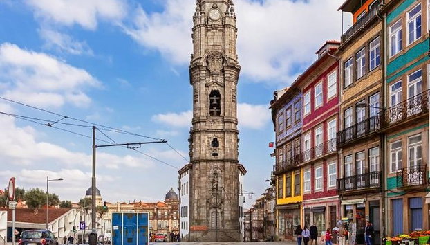 Tour privato della mezza giornata della città di Oporto - Foto 3, Clérigos