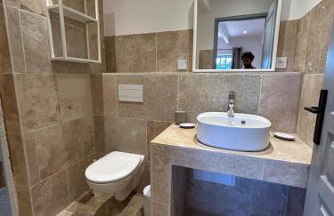 Bastidon provençal entièrement rénové et climatisé - Foto 29