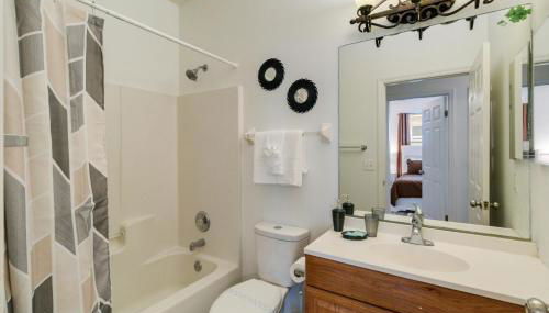 5/3 Pool Home Located in Sunset Ridge Community! - Foto 2