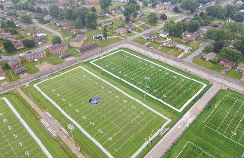 The Halftime Highlight-Big Plays, Comfy Stays - Foto 44