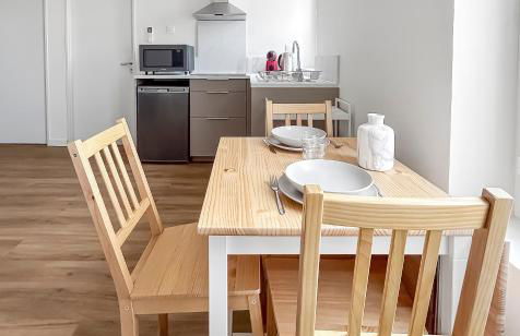 Pépites rares en bord d'Allier, découvrez trois T1 rénovés, proches Vichy et Saint-Yorre, transports, thermes et toutes commodités - Foto 14