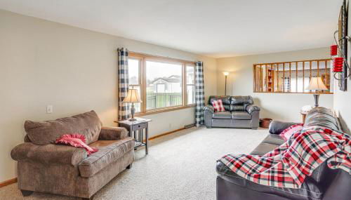 Quiet Greenwich Home with Pool and Screened Porch! - Foto 5