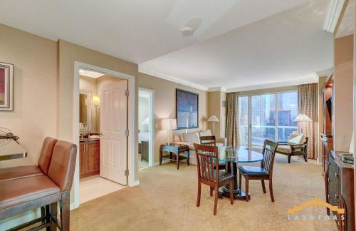 MGM Signature-17-801 1Br2Ba F1 Strip View Balcony - Foto 4