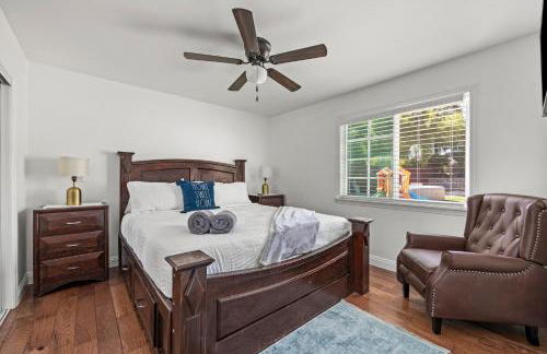 Coastal Home Near UCSB & Airport, Hot Tub, King Beds, Fast Wifi, Sleeps 6 - Foto 21