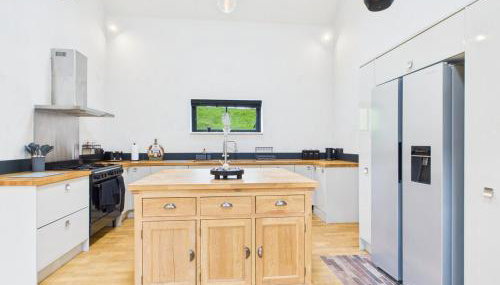 The Factory Barn with Hot Tub - Foto 4