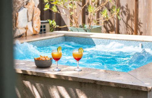 Studio Piscine Balnéo Chauffée - Photo 1