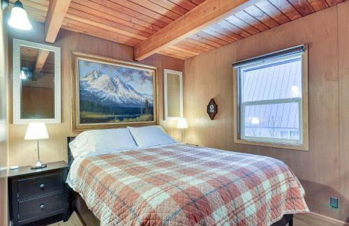 Inviting Mt Hood Cabin with Porch 1 Mi to Skibowl! - Foto 16