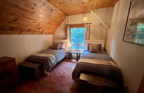 Perfect Vermont Battenkill Log Cabin - Photo 12