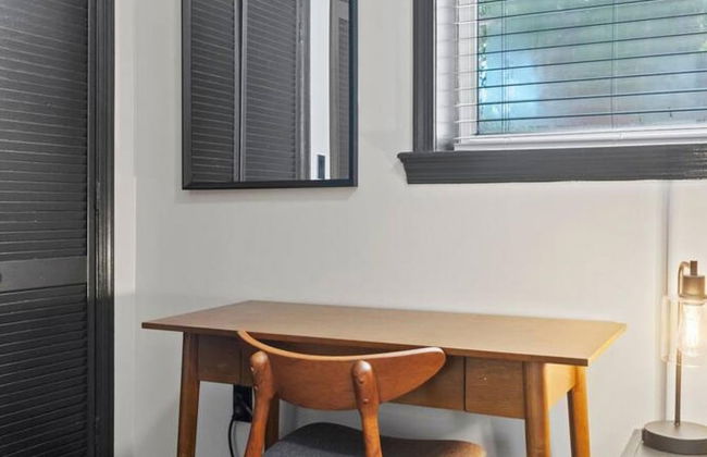 Charming DC Rowhouse Condo - Ideal Long-term Stay - Foto 10