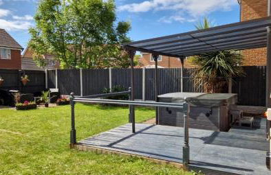 Beach Retreat with Hot Tub Sleeps 8 - Foto 2