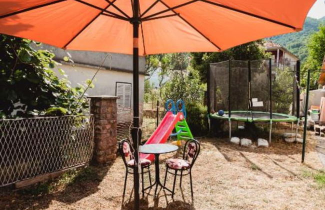 Modern Apartment With Terrace in Herceg Novi - Photo 20