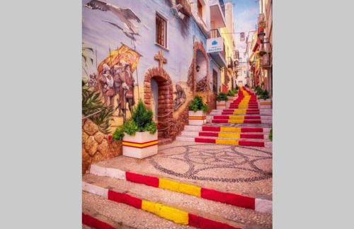 Fabulous refurbished apartment above private villa - Foto 10