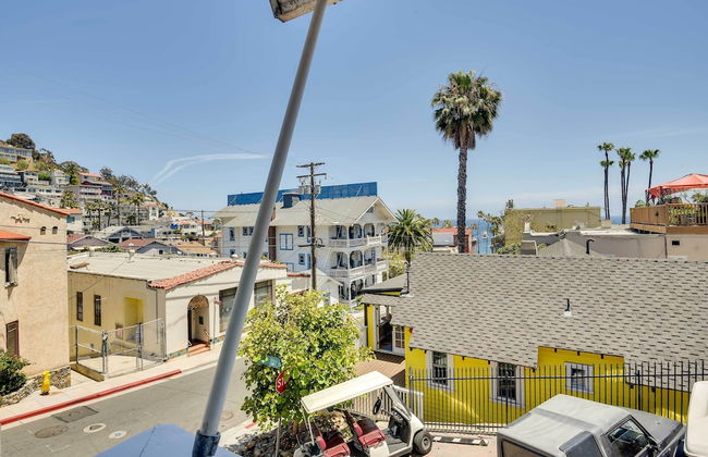 Charming Catalina Gem w/ Deck: Walk to the Beach - Foto 45