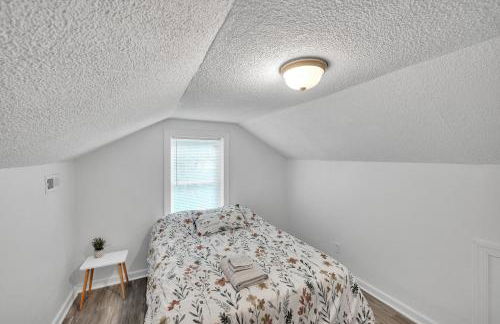 Quiet Family Home - Downtown, Pet Friendly, 4 Beds - Foto 25