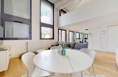 T3 en Duplex au Centre ville avec parking - Foto 2