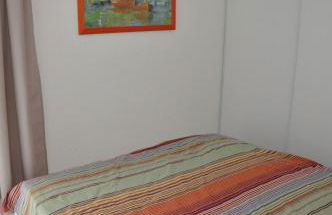 260 lake waterfront holiday apartment with garden - Foto 7