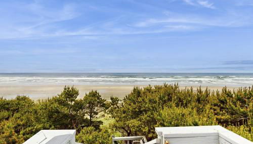 Seadrifter Oceanfront Beach House - Photo 3