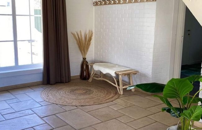 Luxury Villa in Sint-Idesbald with Hot Tub - Photo 3