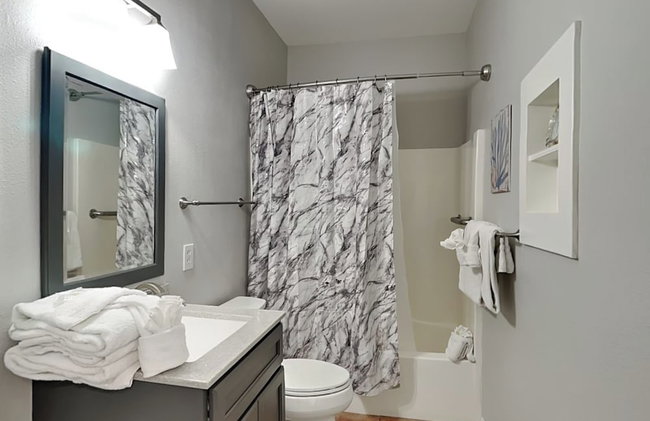Romar Lakes #205E by Southern Vacation Rentals - Photo 29