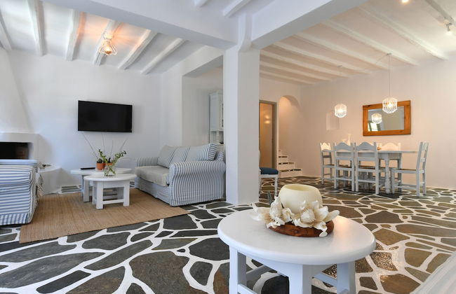 Santa Flora 3 bedroom House - Photo 21