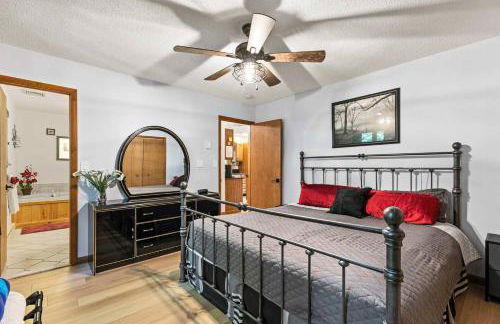 Pocono's Resort | Fire Pit, Jacuzzi, Winter Sport - Foto 16