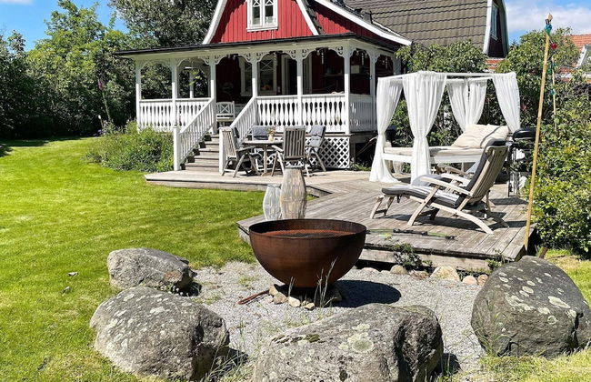 4 Star Holiday Home in Tjorn - Foto 1