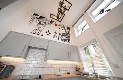 House Of Cards - Photo 19