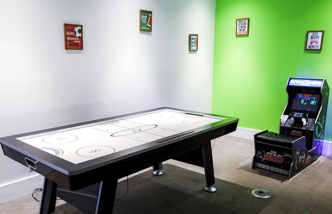 Entire Studio With Free Shuttle to Disney - Foto 29