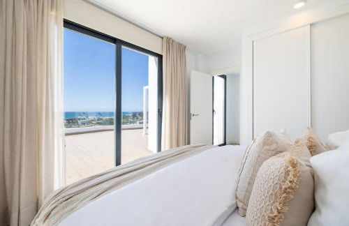 Luxury Penthouse Duplex ONE80 by AORA STAY - Photo 33