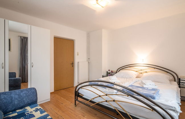 Apartment in Tirol With Private Garden - Photo 9