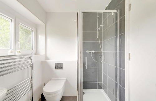 Pass the Keys 49 Byron Square Modern and Spacious 3 Bed Home with Free Parking - Foto 39