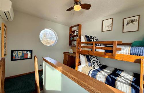 Waterfront 3BR Loft w Dock on Lake of Egypt - Foto 35