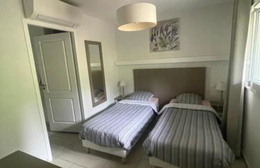 Meublé pont du Gard 4 personnes - Foto 7