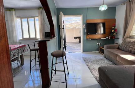 Casa com Piscina, Churrasqueira e Mesa de Bilhar - Foto 6