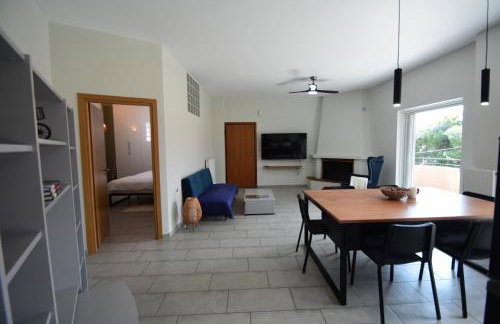 A Fox in the Snow - Foto 8