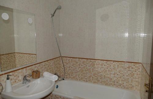 Vino Montaña & jardín Garaje NETFLIX WIFI INCLUIDO, - Foto 23