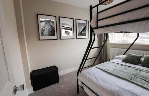 'Station House' Cosy Renovated Family-Friendly Home in Runcorn, Cheshire - Train Station Liverpool Chester Links, Brindley Theatre - Foto 24