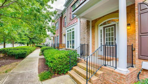 3 Mi to Avalon Townhome with Balcony in Alpharetta! - Foto 3