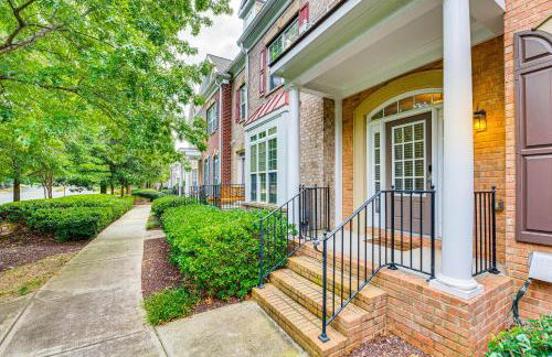 3 Mi to Avalon Townhome with Balcony in Alpharetta! - Foto 3