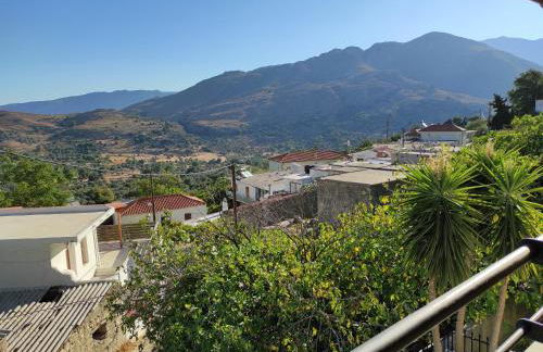 EfisHouse - Photo 20