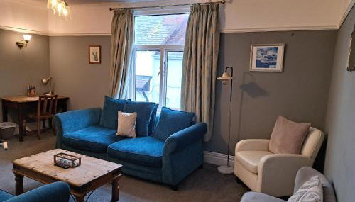 Llandudno apartment, quirky pub with tropical beer garden - Foto 2