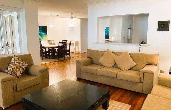 BeachView Apartments at Villa Paradiso - Photo 20