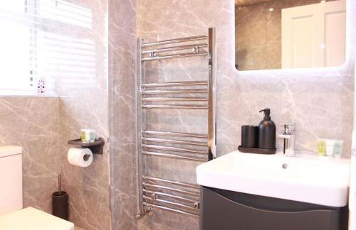 Stunning 3 bedroom apartment in Harlow, Essex - Foto 20