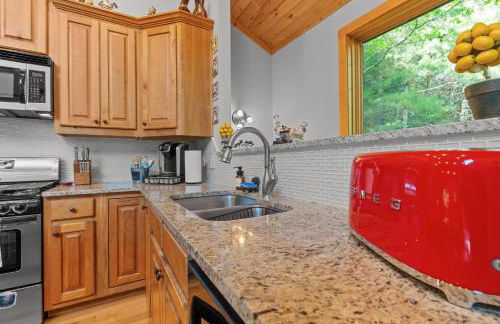 Near Highlands Luxury Mountain Escape with Hot Tub - Foto 10