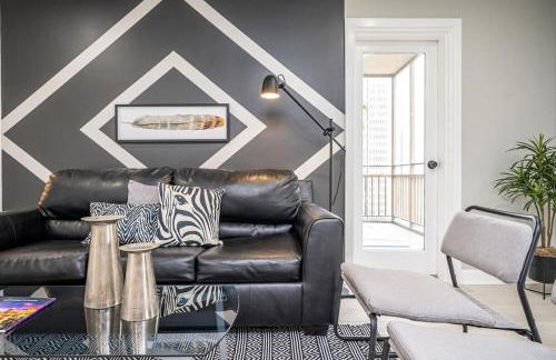 Downtown! 24h Concierge! Private Balcony! 11K - Foto 6