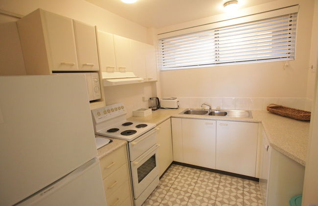 Beachfront Shoal Bay - Photo 5